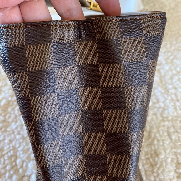 Louis Vuitton Clapton backpack - Picture 8 of 17